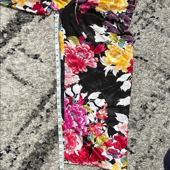 Natori Floral Pijamas Set - Black, Pink, Yellow - Picture 11 of 13